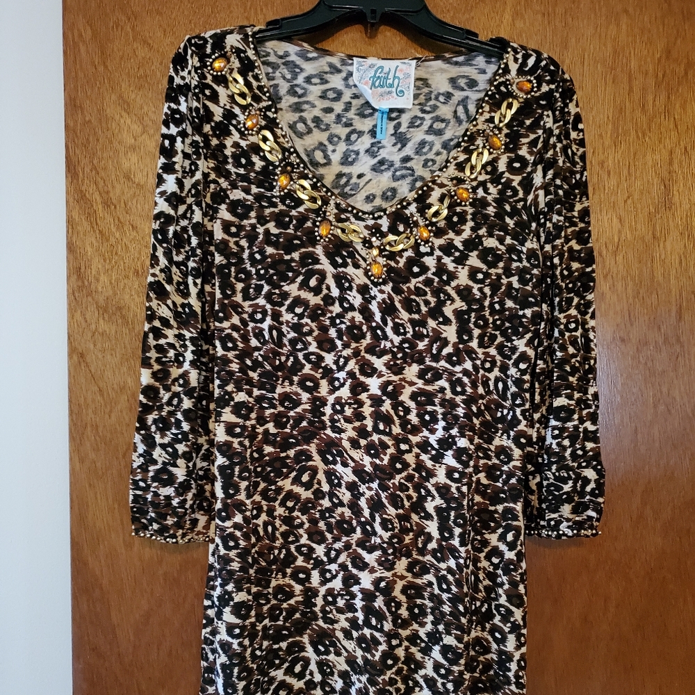 Faith boutique top